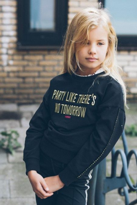 Vinrose sweater black party like (GW22SW042)