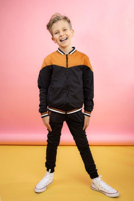 Billy & Lilly vest Kay hazel moonless night