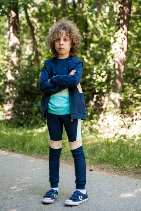 4President vest Klaus navy