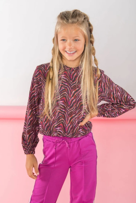 B.Nosy blouse Bella cheery folk aop (Y408-5125-923)