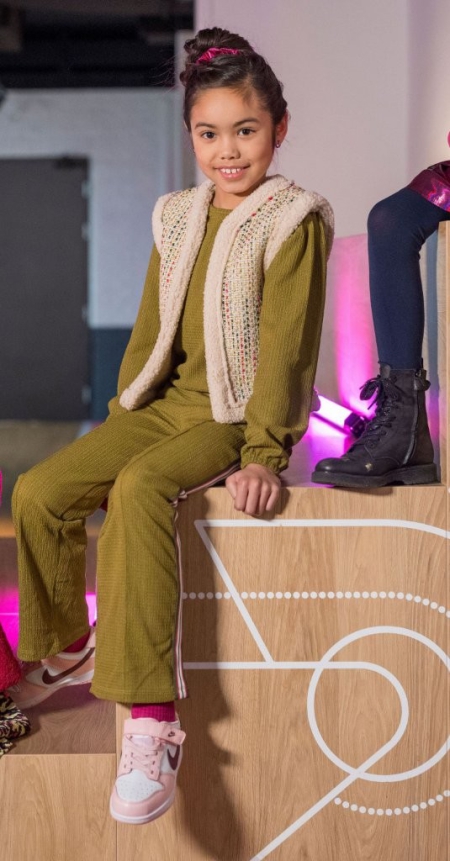 B.Nosy broek Pia olive (Y408-5626-340)