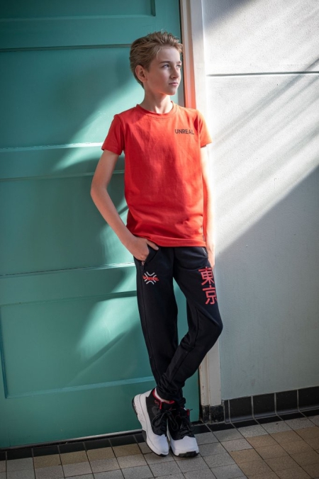 Unrealba6 t-shirt Evan red (print actherkant) (A24-911)