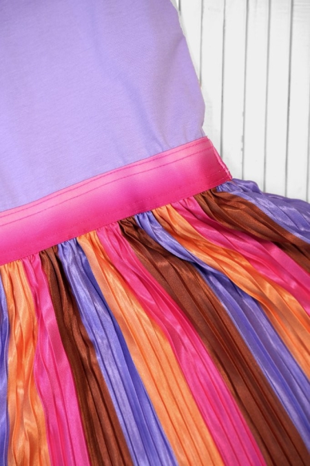 B.Nosy jurk Dannae met plisse rok loganberry (Y503-5812-620)