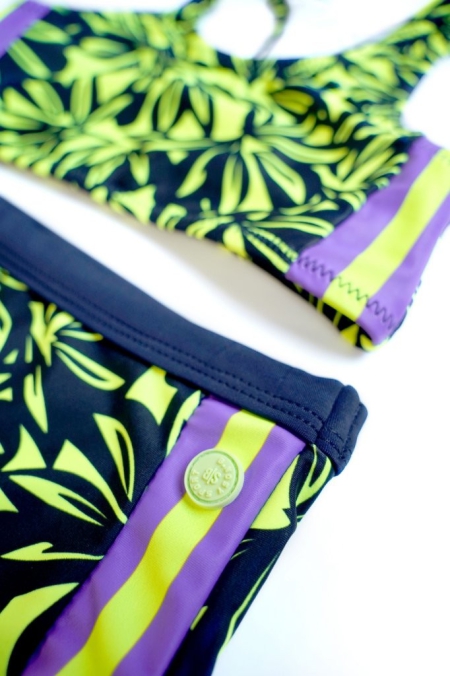 B.Nosy bikini tie dye (Y301-5012-982)