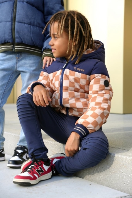 B.Nosy winterjas Jace sand blocks (Y508-6212-940)
