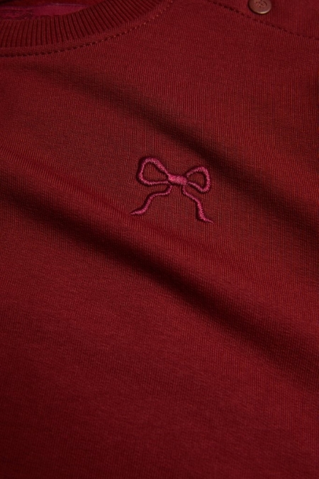 4President sweater Korra red