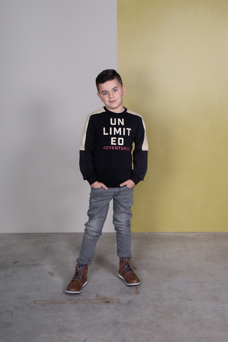 Legends22 sweater Halbe black (B24-804)