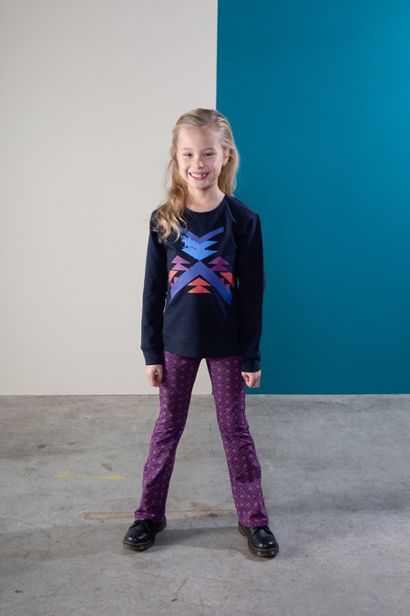 Lovestation22 sweater Gerrita night sky (B24-732)