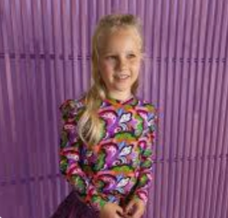 Studio Chill longsleeve Izzie aop