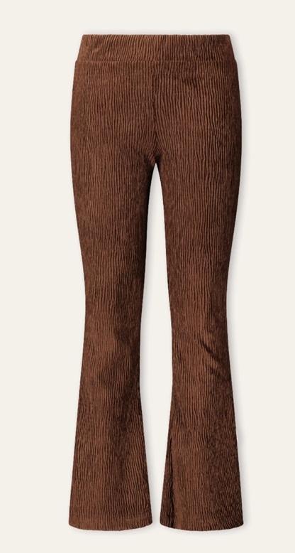 B.Nosy flared broek Puck fudgsickle (Y508-5627-532)