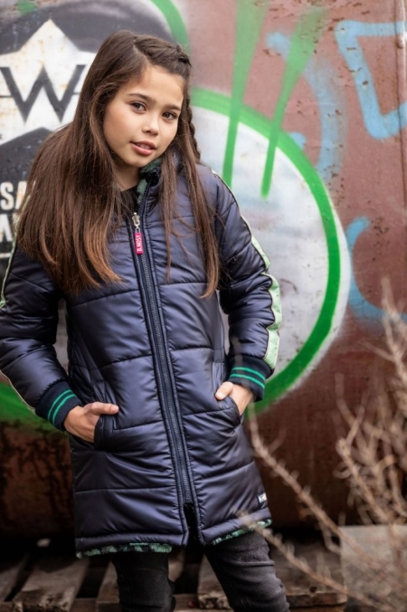 B.Nosy reversible winterjas nay (Y207-5214-151)