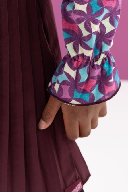 Louder! longsleeve Nienke potent purple geometric print